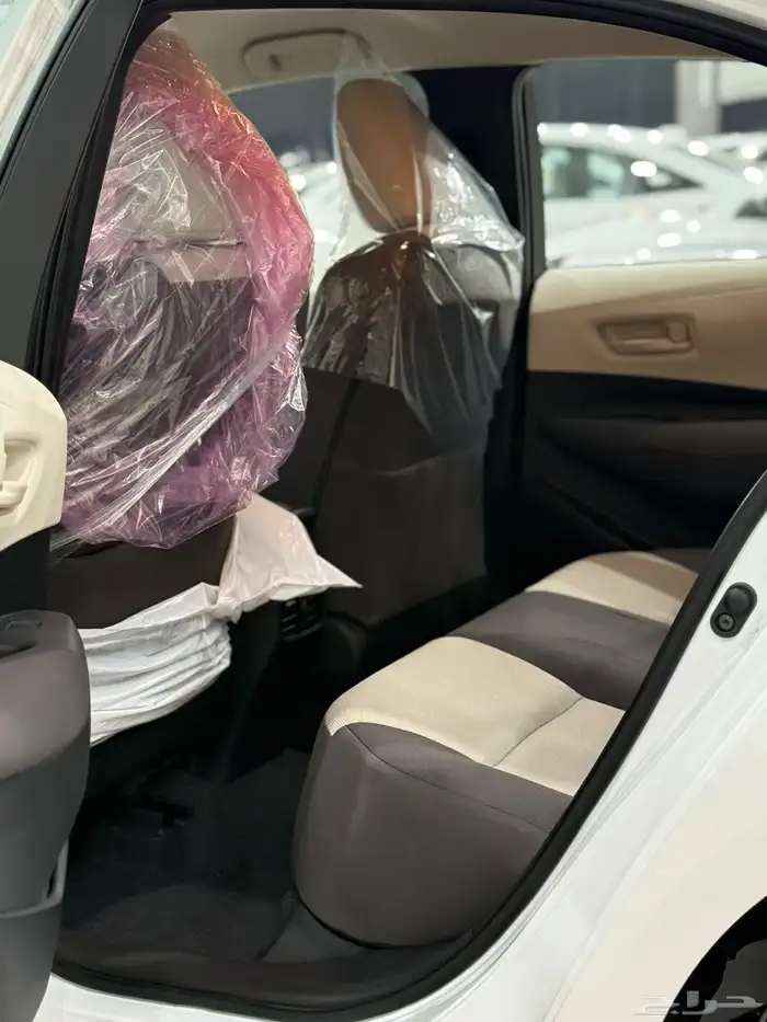 تويوتا كورولا 2025 XLi2.0 اقل سعر 78200(متوفر جميع الالوان) 11