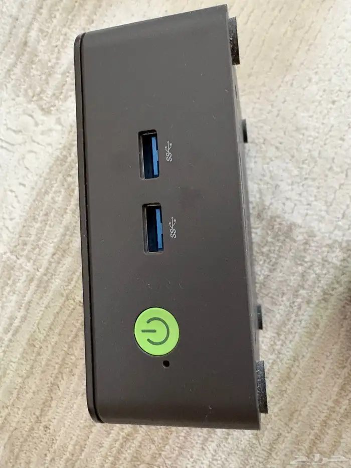 ميني بي سي Mini Pc مع شاشة غايمنق تردد 200 من اسوس 4