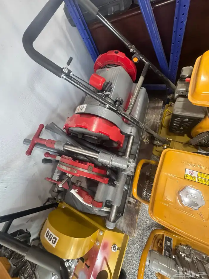 تأجير معدات 4