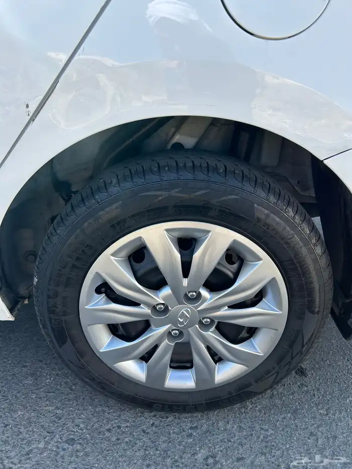 للبيع اكسنت 2022 11