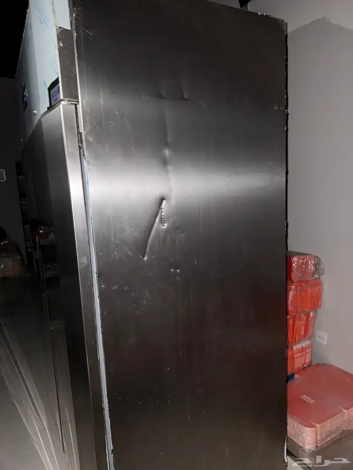 للبيع معدات مطعم نظيفة جدا 3