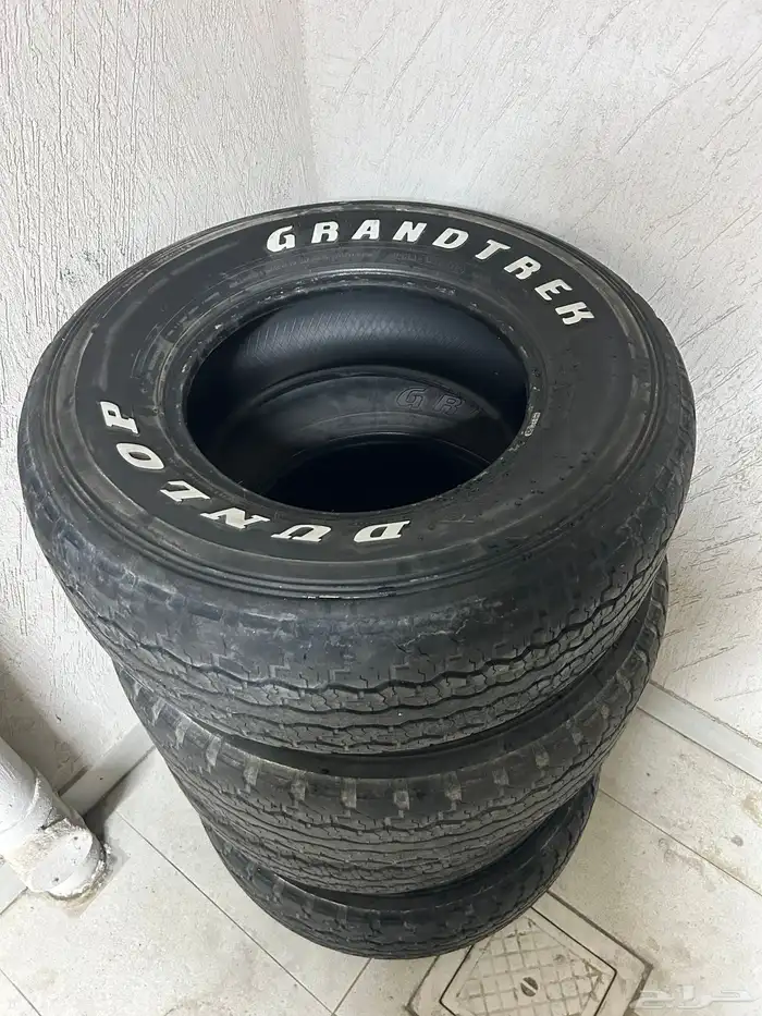 كفرات دنلوب لاند كروز 2002 0