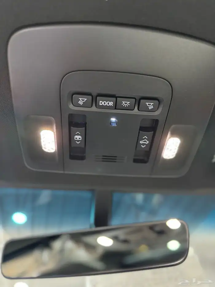 تويوتا كامري LE هايبرد 2025 جديد سعودي 114.400 شامل 18