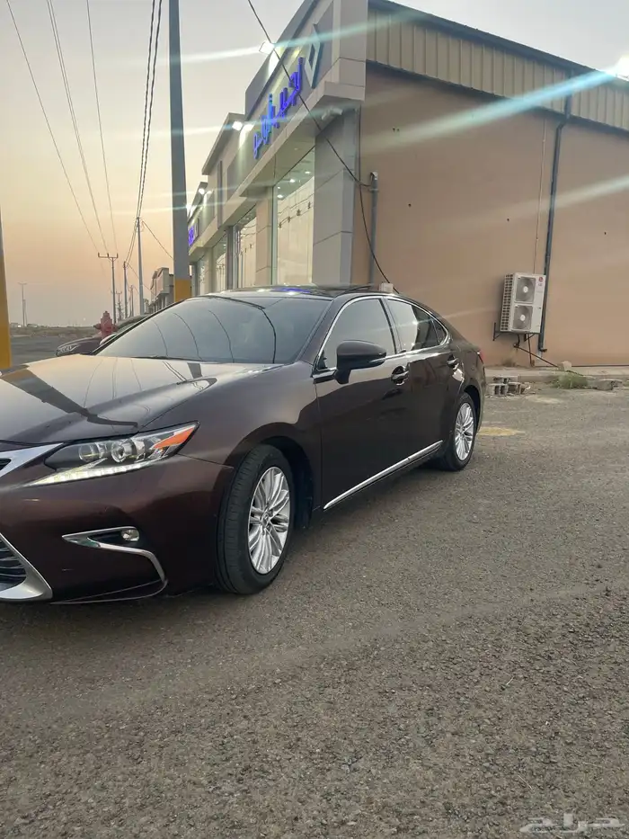 لكزس اي اس 350 فل كامل وارد عبداللطيف جميل 12