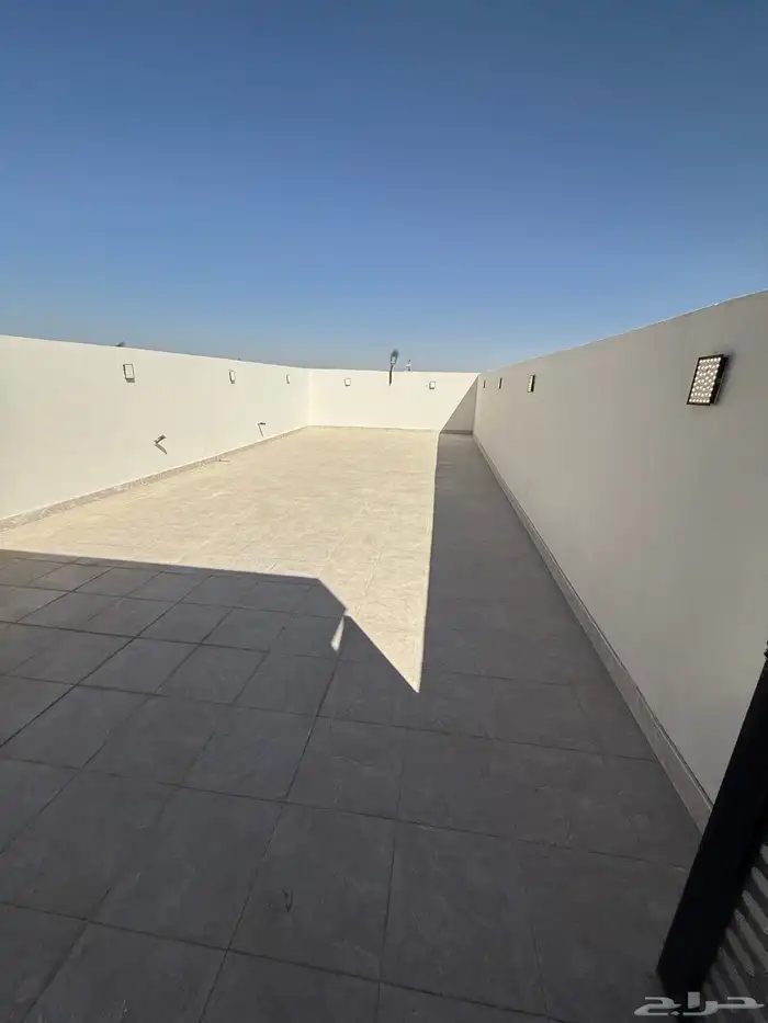 للبيع فلل الإسكان بن بطي وتاره طريق ابها الخميس 28