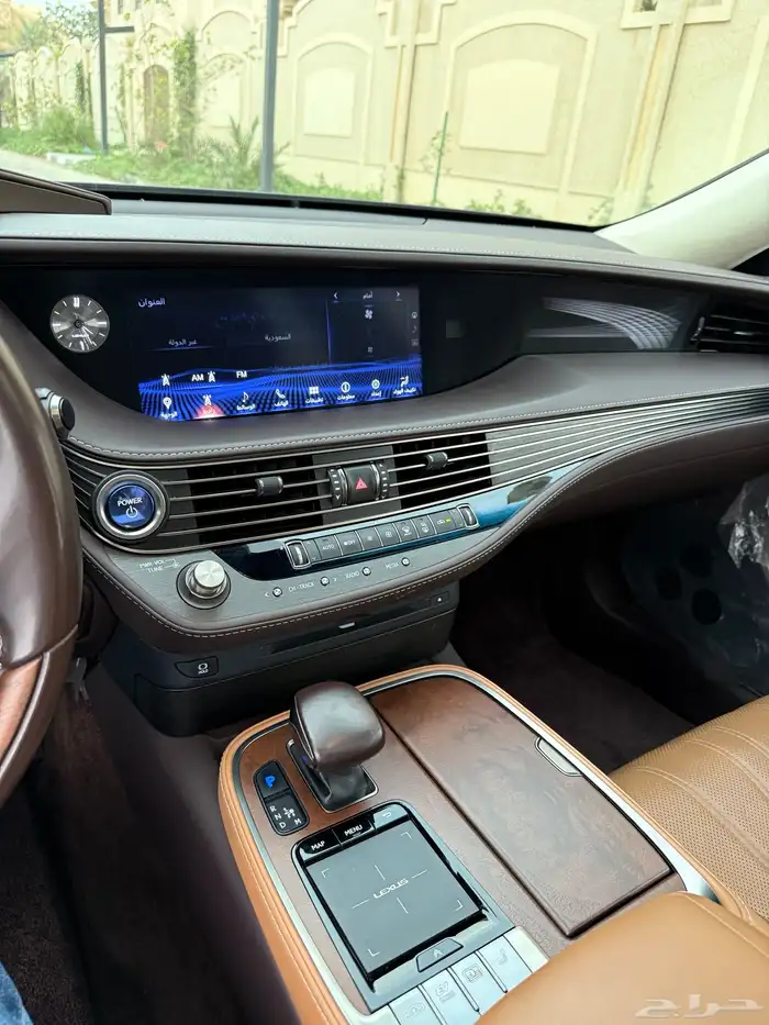 للبيع لكزس LS500h هايبرد ( مخزن ) سعودي اعلى افئه 30