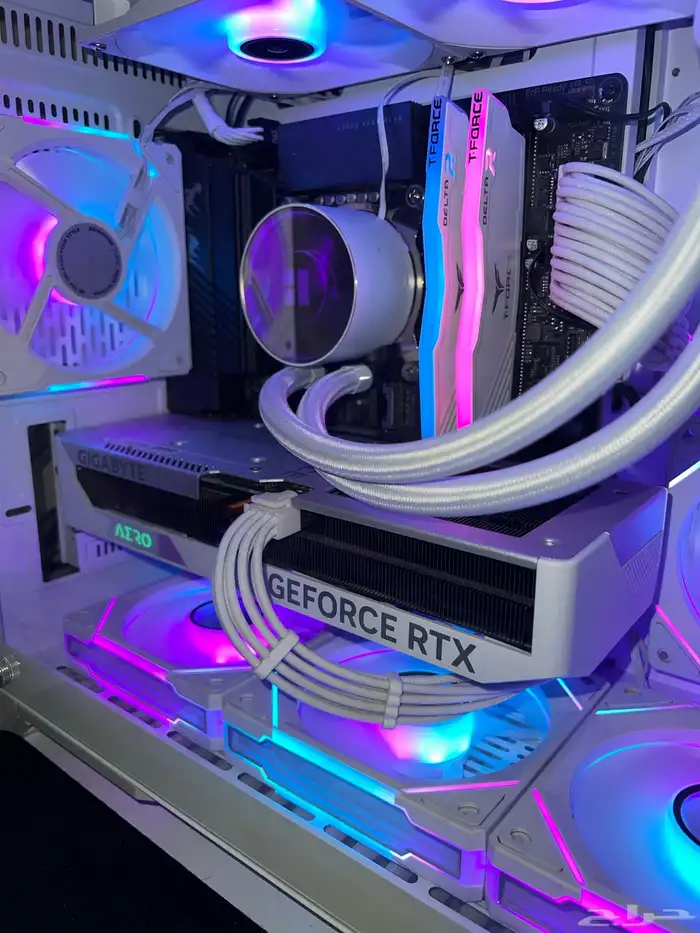 كرت شاشه ابيض   RTX 4060 TI 8GB white 2