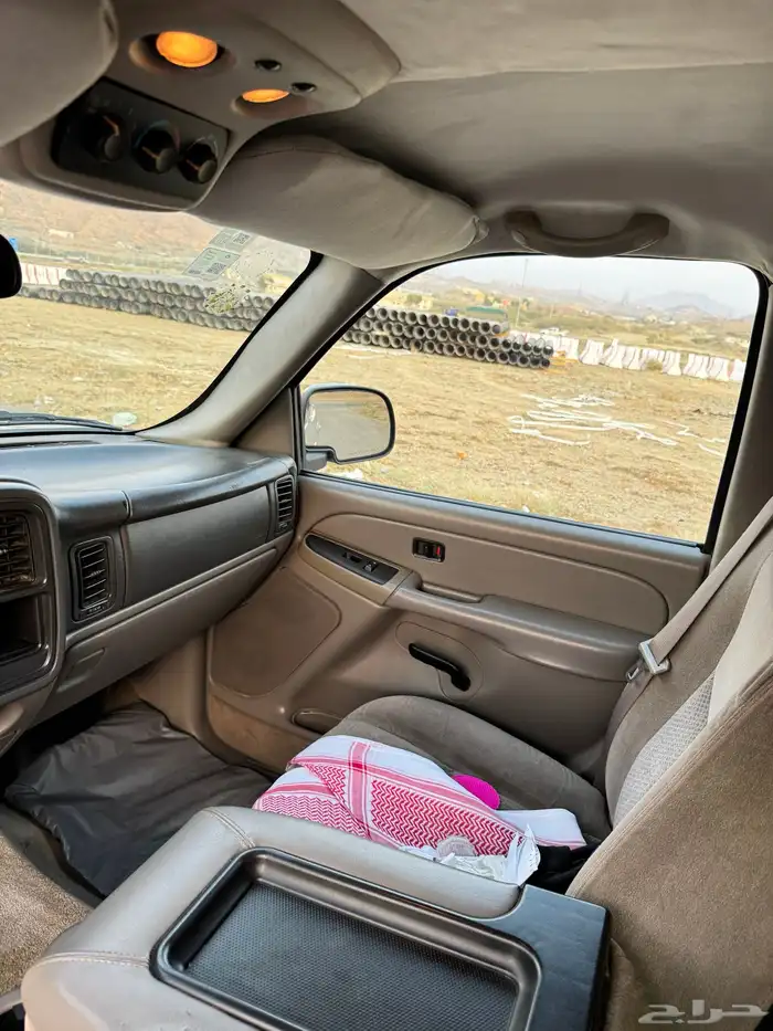 تاهو 2005 نظيف جدا 25