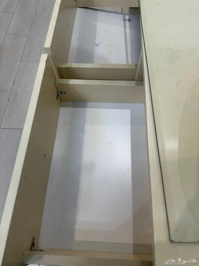 تسريحة مع مراية وكومدينة 2 5