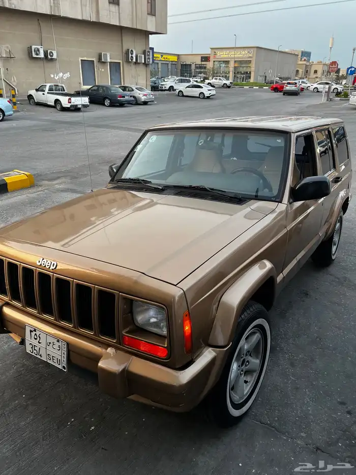 جيب شيروكي توماتيك  تنجيد جديد داخلي  عضلات مجددة. 1