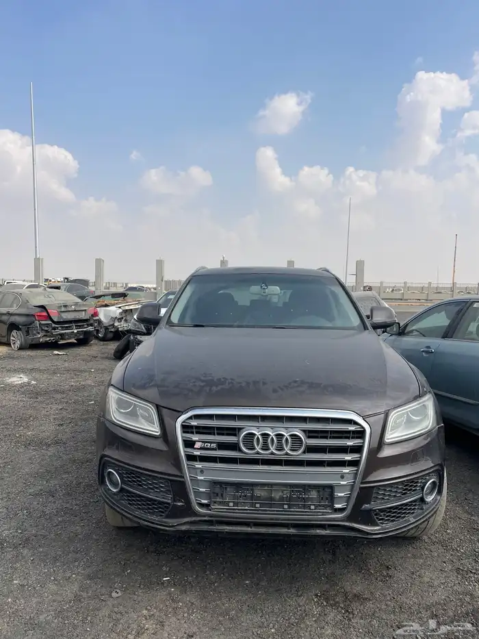 قطع غيار اودي Q5 2015 0