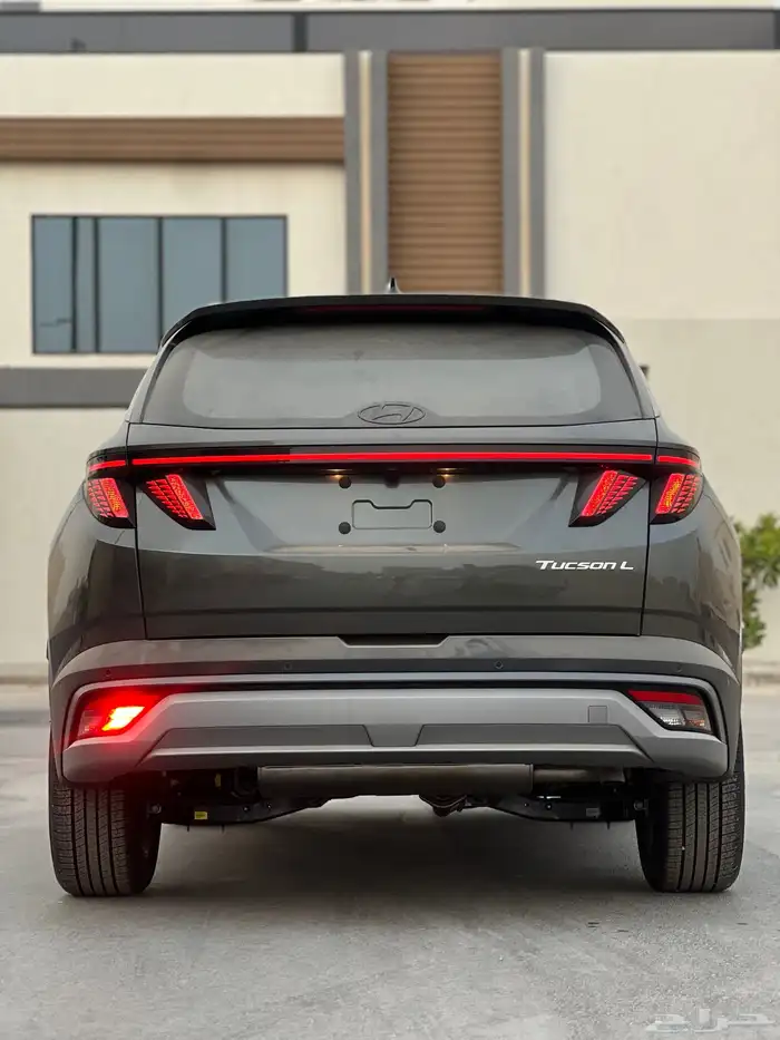 توسان بحالة جديد 2024 فل كامل 8