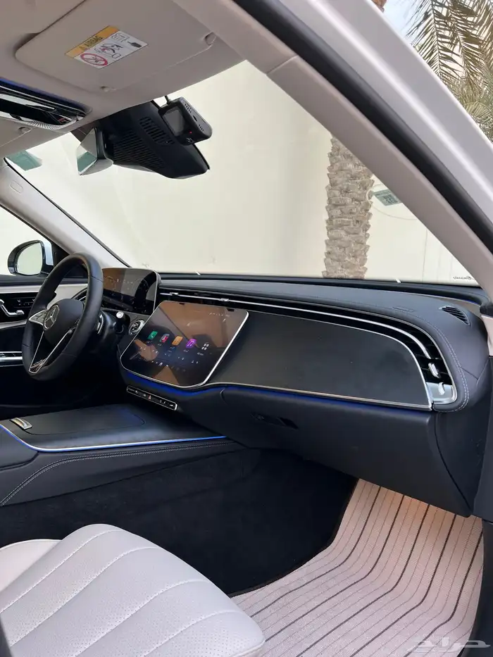 مرسيدس E200 2025 عداد 7 الاف كيلو ضمان الجفالي سنتين 55