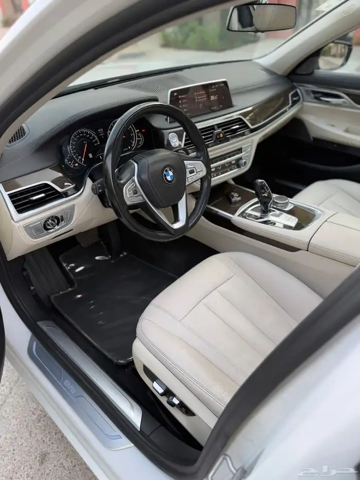 للبيع بي ام دبليو 740Li فل كامل 7