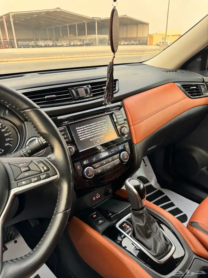 للبيع نيسان 2022 إكس تريل - فل كامل 12