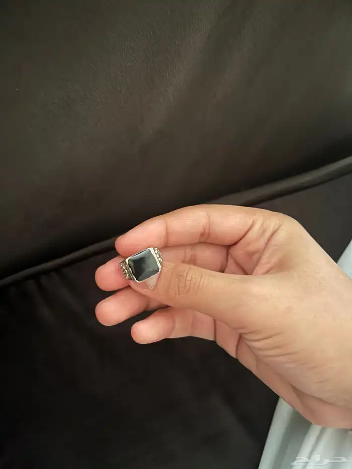 خاتم رولكس اصلي واضح حجمه امامكم على السوم 1