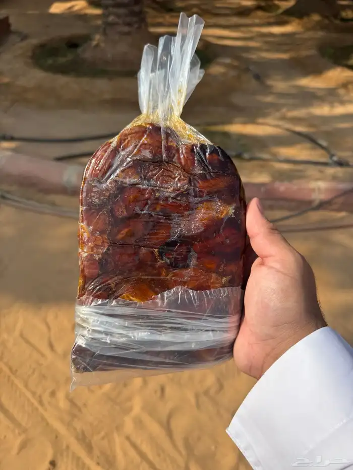 تمور القصيم ( شقراء - سكرية حمراء - ونانه - خلاص ) 1