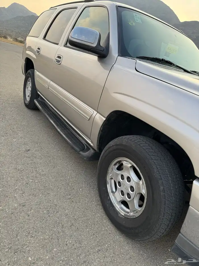 تاهو 2005 نظيف جدا 10