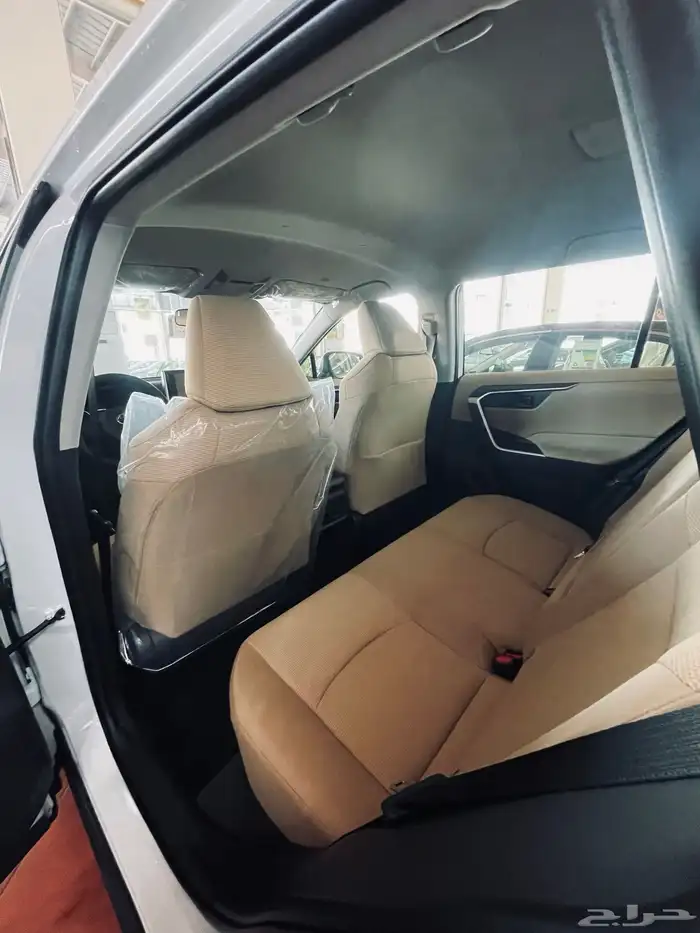 تويوتا راف فور - استاندر - 2025 8