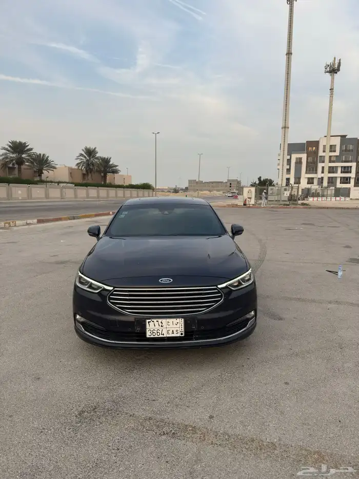 فورد تورس تيتانيوم 2021 - فل كامل - 6
