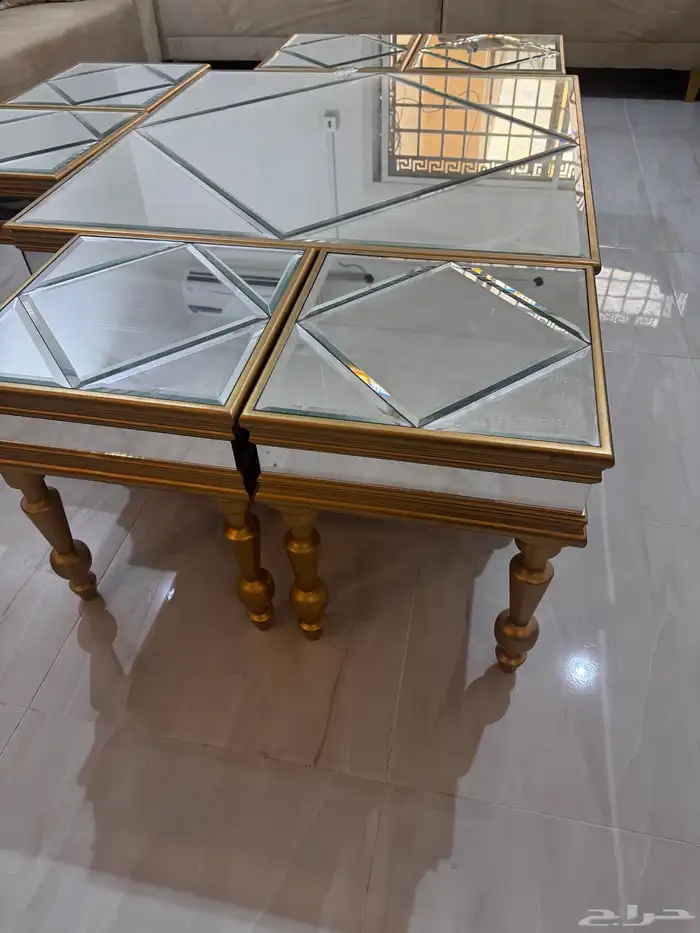 طاوله جديده مع 6 خدمه 0