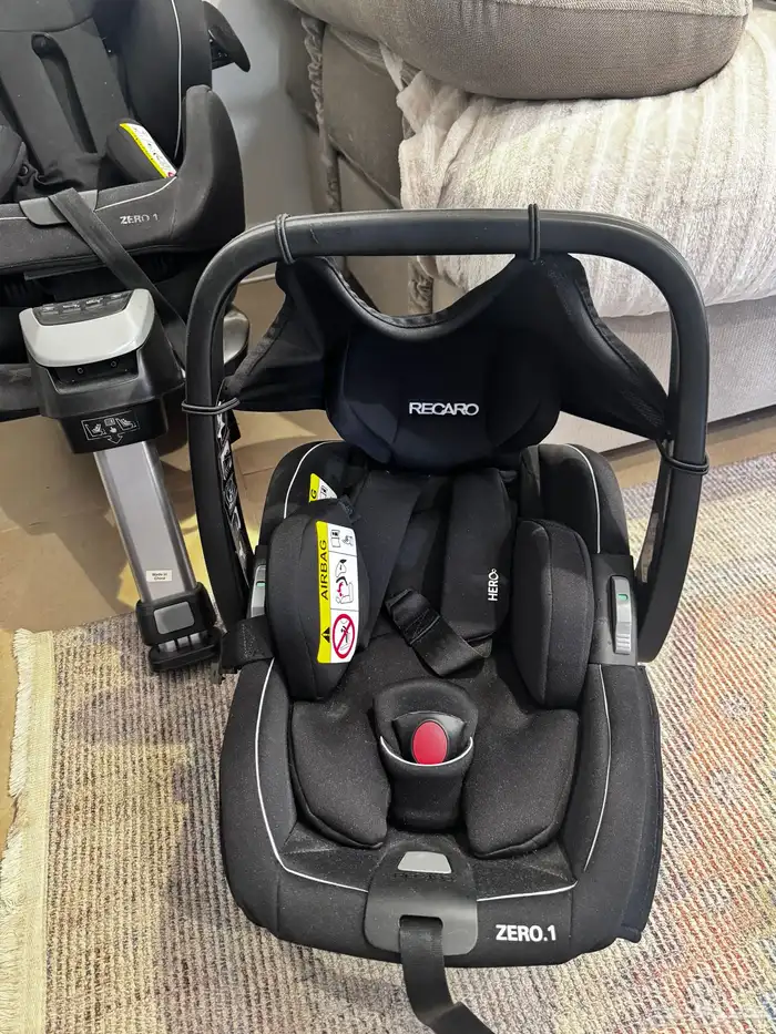 كارسيت للبيع Car seat 1