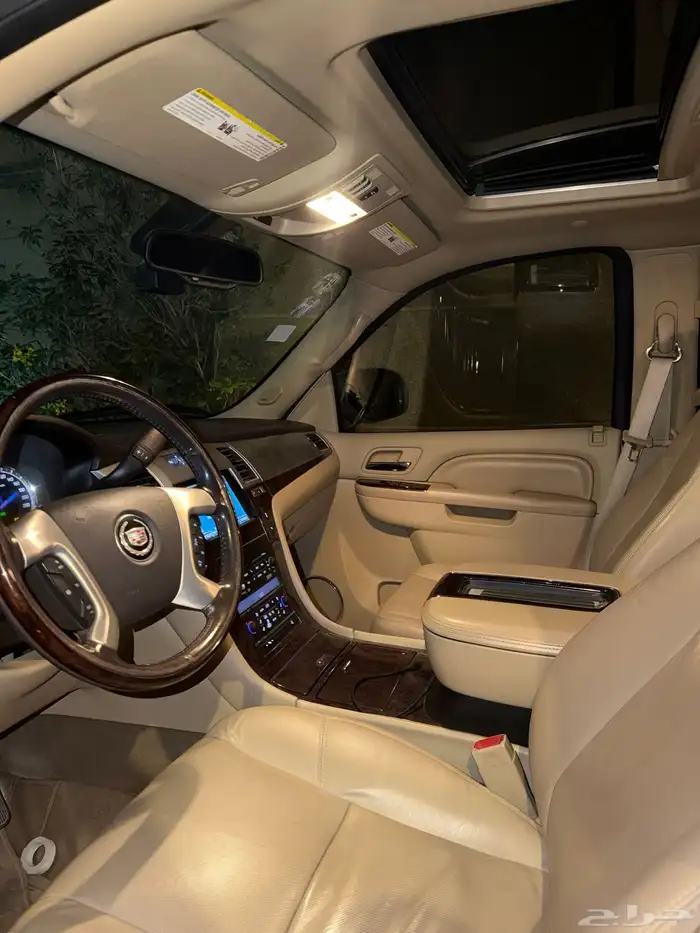 كادلاك - اسكاليد طويل نظيف ( 8 سلندر   ) 5