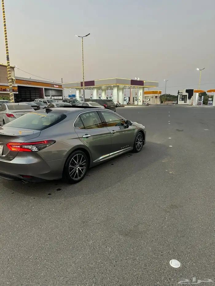 للبيع كامري قراندي 2021 3