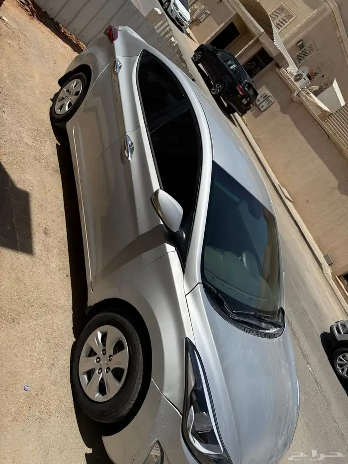 انترا مصدوم مكينه 2000 c جاهز لنقل 3