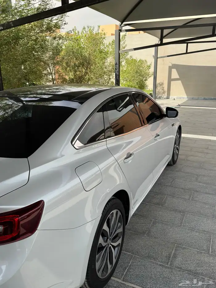 رينو تاليسمان 2018 4