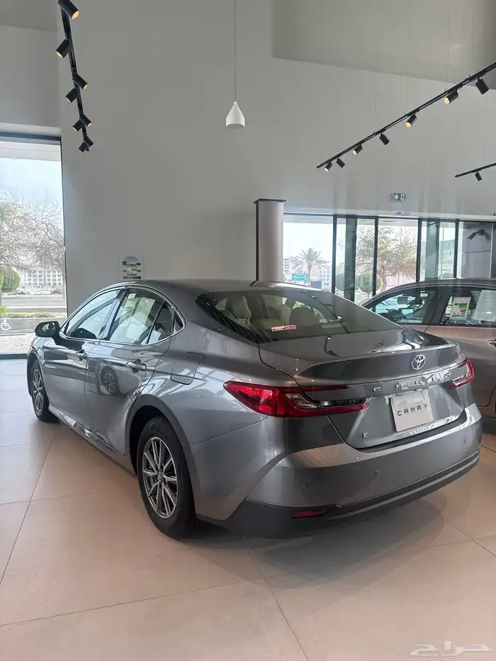 كامري 2025 ستاندر استلام فوري (بطاقة جمركية) 0