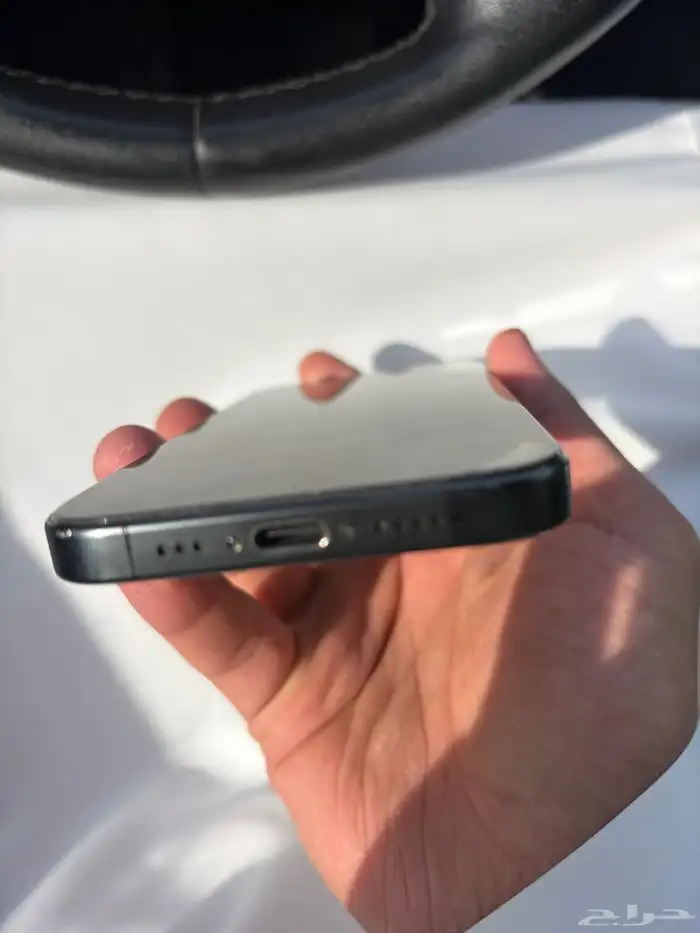 ايفون 15 برو للبيع 256 0