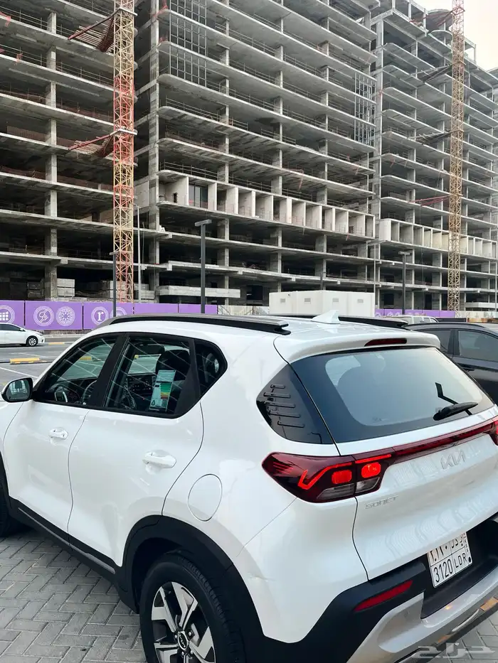 كيا سونيت 2023 3