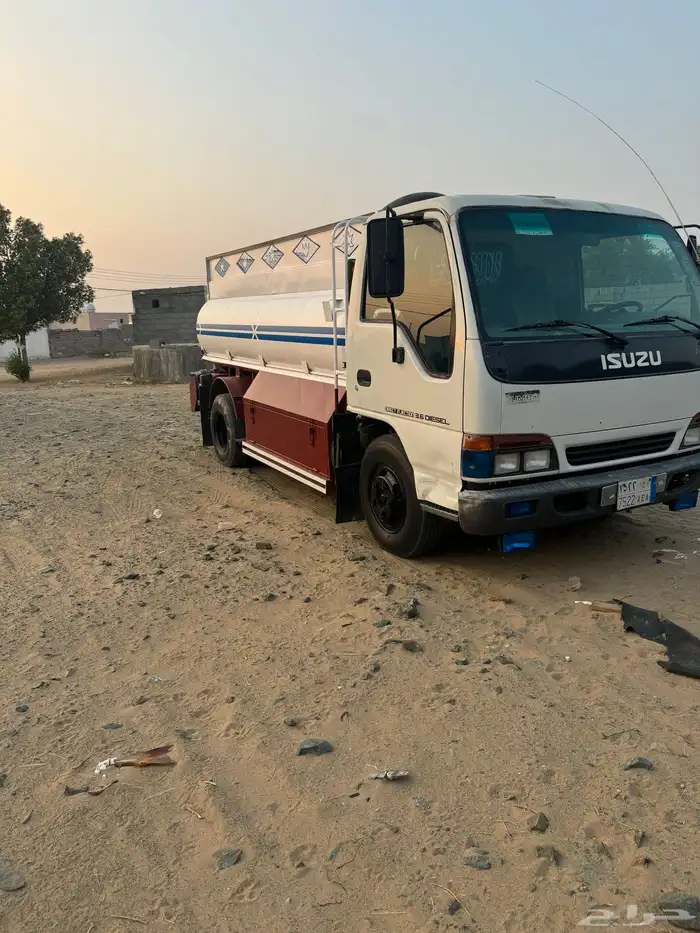 للبيع دينا ايسوزو 1999 0