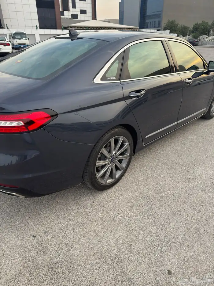 فورد تورس تيتانيوم 2021 - فل كامل - 4