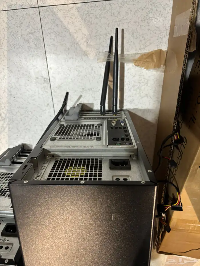 كمبيوتر دل 1