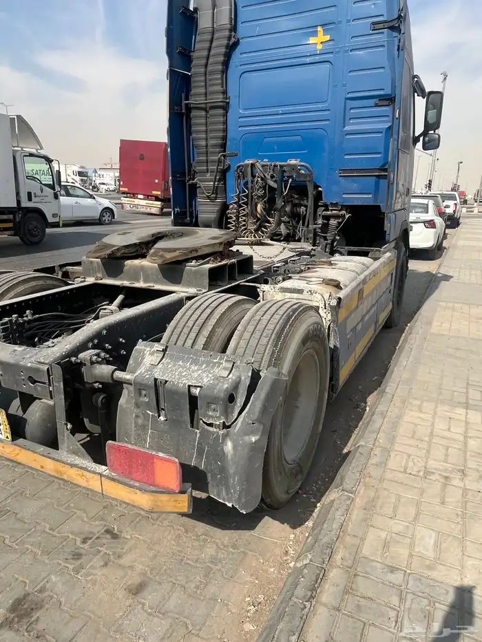 شاحنة فولفو 1