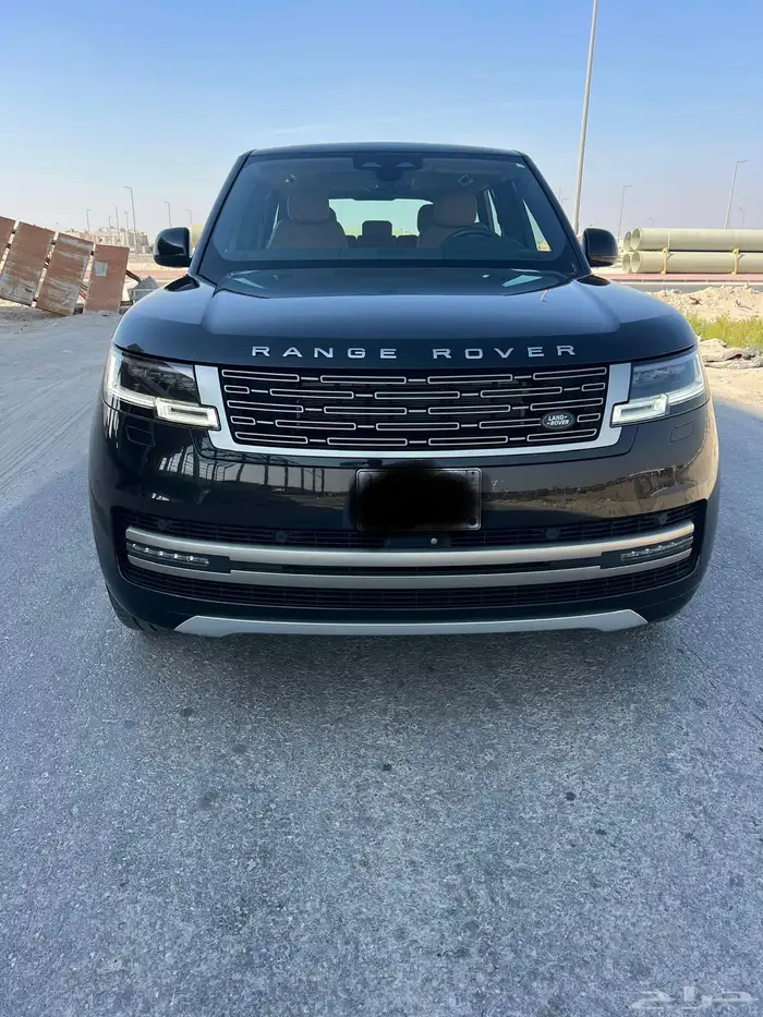 رنج روفر فئة SE 2023 4