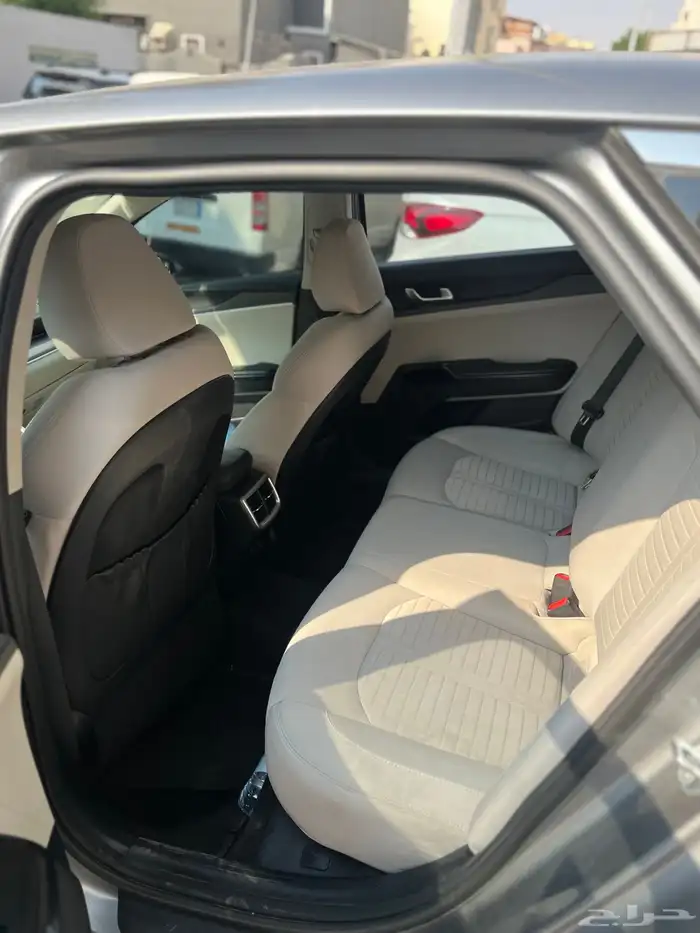 كيا K5 موديل 2022 4