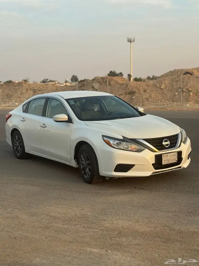 للبيع نيسان التيما 2017 ستاندر بلوحة شبه مميزة 1