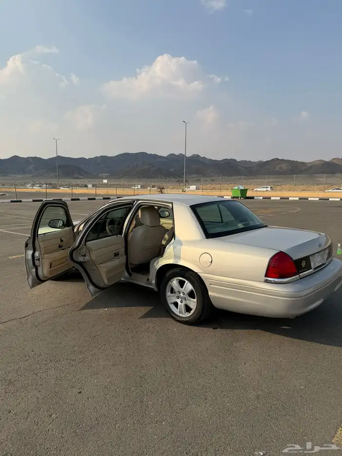 كروان فكتوريا 2011 سعودي نظيف 16