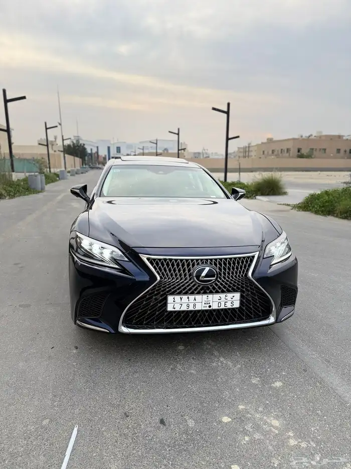 للبيع لكزس LS500h هايبرد ( مخزن ) سعودي اعلى افئه 5