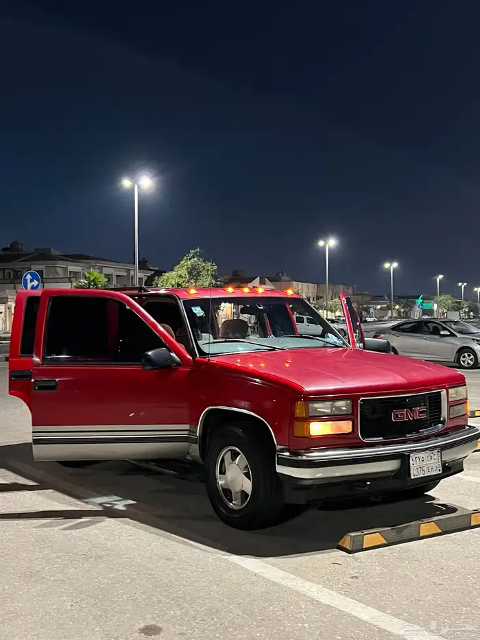 للبيع سيارتين مازدا2017 وتاهو1999 بيع السيارتين ب42الف 13