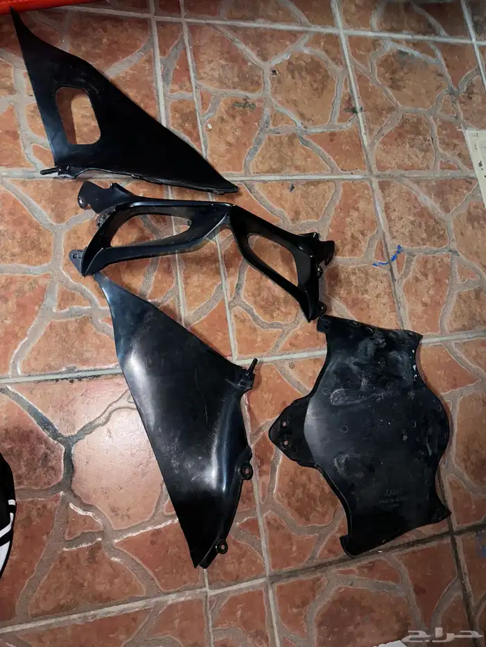 قطع فيابر دباب سوزوكي 750cc مديل 2009 0