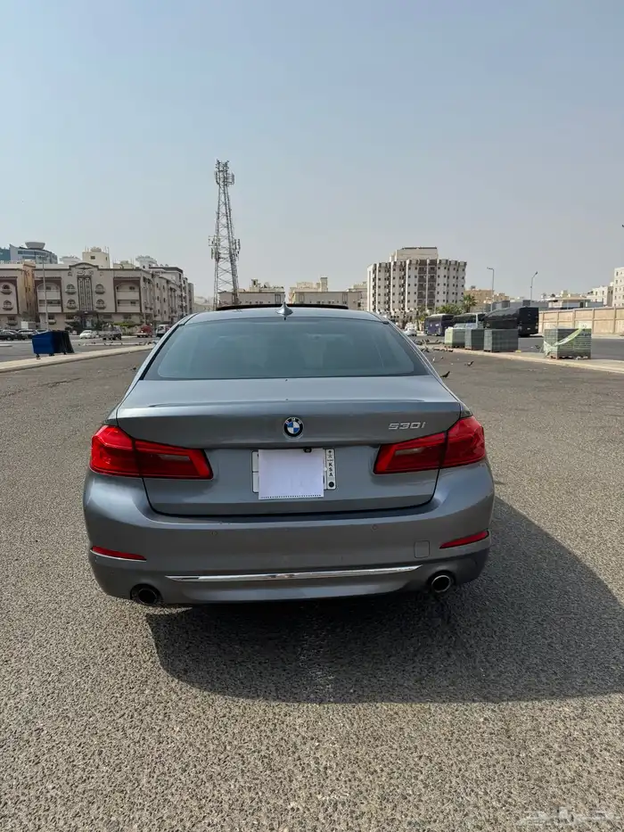 بي ام 530 فل 2017 ماشي 126 الف كيلو قمه في النظافه 32