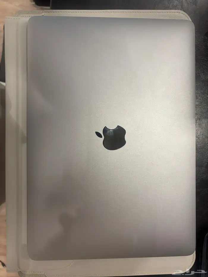 ماك بوك اير 2