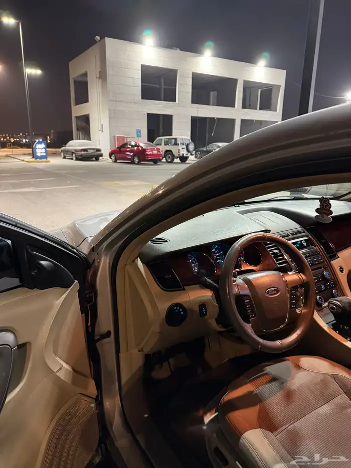 فورد تورس 2011 22