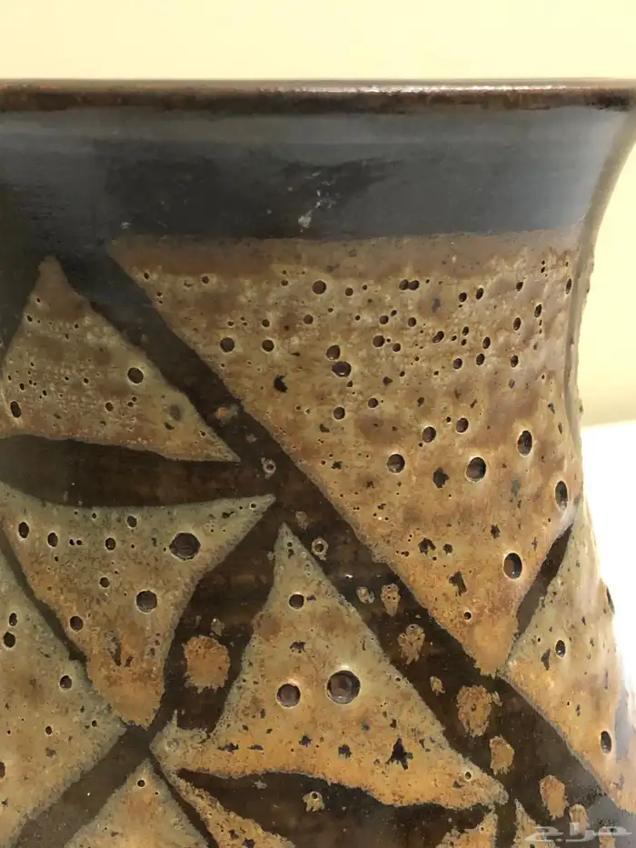 فازة خزف إنحليزية للفنانة  Sheila Wood 14