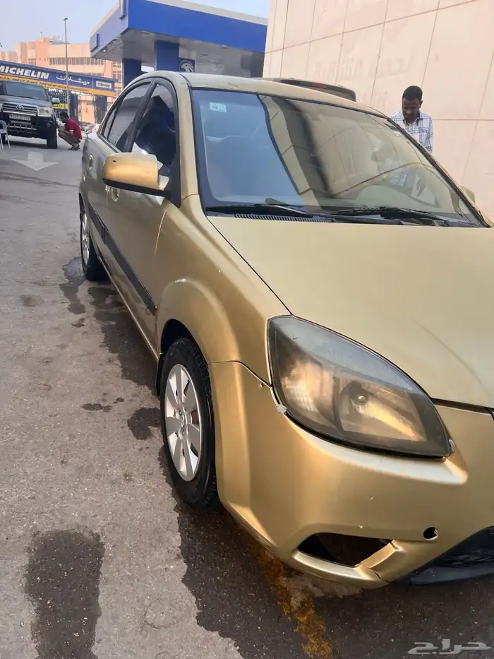 كيا ريو موديل 2010 5