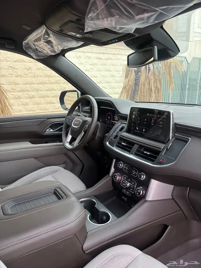 جمس يوكن 2023 SLT (مخزن) 39